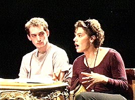Maia Morgenstern si fiul in spectacol la teatrul din Arad