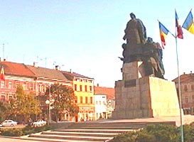 Micalacenii doresc amplasarea Monumentului Ostasului roman in Piata 23 August - Virtual Arad News (c)2006