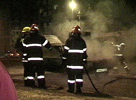 Pompierii au avut de luptat si in Aradul Nou cu un incendiu