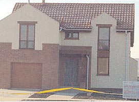 Prea putine din casele promise au fost construite