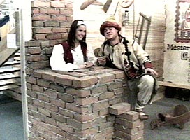 Scena din "Balada Mesterului Manole" redata la Targul "Confort Construct"