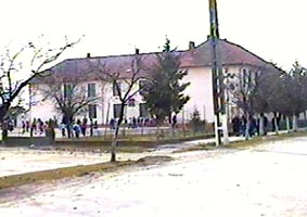 Scoala din Tarnova este integrata in programul de relansare a invatamantului rural - Virtual Arad News (c)2006