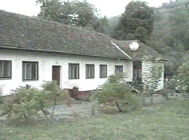 Tabara de la Dezna va mai functiona doar doua luni