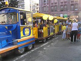 Trenuletul turistic apreciat deopotriva de copii si adulti