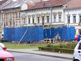 Au aparut santiere pe Bulevardul Revolutiei