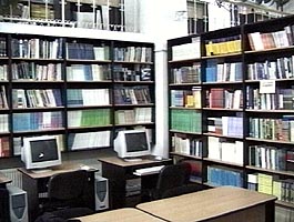 Bibliotecile sunt in scadere de cititori activi