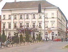 Hotelul Ardealul - cea mai batrana cladire de patrimoniu - Virtual Arad News (c)2007