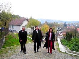 Vicepesedintele PSD - Cristian Diaconescu a vizitat si Manastirea din Lipova