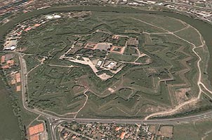 Cetatea este unul din cele mai importante monumente istorice ale Aradului