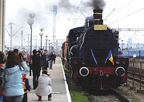 Cu ocazia implinirii a 150 de ani de la introducerea primei cai ferate in Arad a avut loc o defilare de locomotive