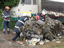 Imagine cutremuratoare a accidentului TIR-ului de la Vinga