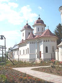 Manastirea Hodos Bodrog - una din cele mai frumoase din tara