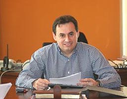 Primarul Gheorghe Falca vrea sa isi cunoasca noii colaboratori