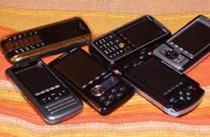 Telefoane furate de la elevi de un tanar de 20 de ani