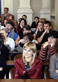 Tinerii studenti prefera sa studieze in Arad