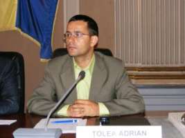 Vicepresedintele CJA - Adrian Tolea a fost suspendat din functie de catre Prefectul Gavril Popescu