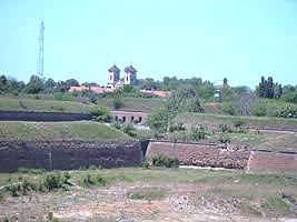 Zidurile Cetatii Aradului s-au pastrat intacte peste veacuri