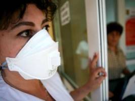 61 de arădeni sunt infectaţi cu noul virus gripal AH1N1 în Arad
