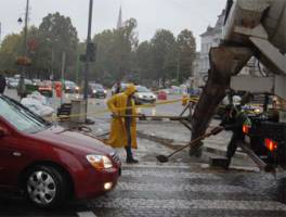 Chiar dacă ploaia şi temperaturile scãzute persistă, Direcţia Tehnică a Primăriei ne asigură că nu va întârzia proiectul BERD