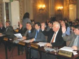 Consilierii municipali au votat fără probleme toate punctele de pe ordinea de zi a şedinţei extraordinare a CLM de ieri