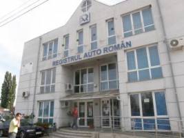 În urma scăderii numărului autoturismelor importate din Occident, angajaţii RAR Arad au din nou un program de lucru normal