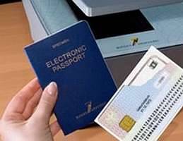 Începând din 19 octombrie, se vor putea obţine doar paşapoarte biometrice sau paşaport temporar, fără cip, dar cu valabilitate de numai un an