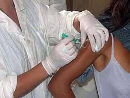Rata de vaccinare împotriva cancerului de col uterin este de doar 2,906% din produsul repartizat judeţului Arad