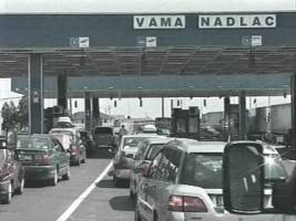 Traficul prin punctele de frontieră a crescut în ultimele zile cu 45% faţă de perioadele normale de lucru