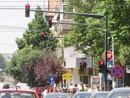 Zeci de noi semafoare vor fi montate pe strazile din Arad in perioada urmatoare