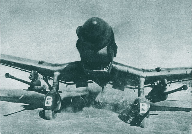 Ju-87, echipat cu tunurile antitanc de 37 mm