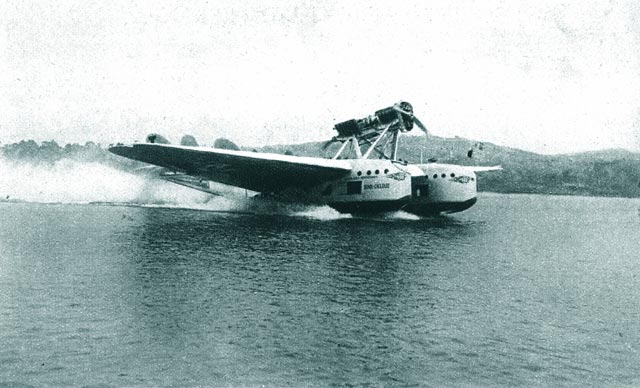 Hidroavion Savoia-Marcheti S-55 decoland