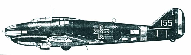 Avionul de bombardament Savoia JIS - 79B cu nr. 155 al comandantului de bord slt. av. Constantinciu Constantin; avionul purta pe bot numele de Yolanda