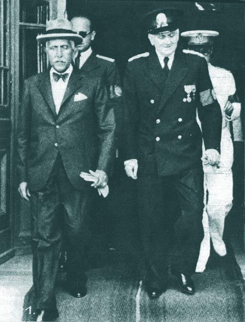 D. Valeriu Pop, Ministrul plenipotential, fost Ministru secretar de stat, delegatul Romaniei, si d. Andre de Hory, consilier intim regal si ministru plenipotential, delegatul Ungariei, la conferinta de la Turnu-Severin