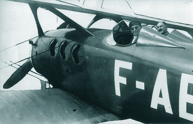 Biplan monomotor SPAD-33 pentru transportul de pasageri in cabina inchisa