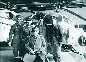 1973, in hangar, alaturi de "truditorii in termen"