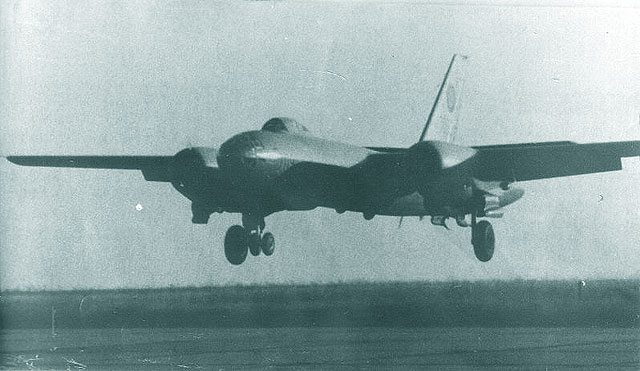 Avionul IL-28 la aterizare