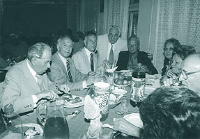 17.11.2003 - Otopeni, promotia 1945 adjutanti aviatori. Cel in negru C.dor. av. Borzea, in stg. sa c.dor. av. I. Morariu