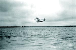 Hidroavion CANT - decolare