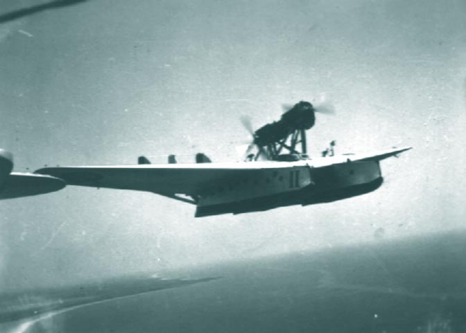 Hidroavion bimotor Savoia - 55 al Aviatiei romane