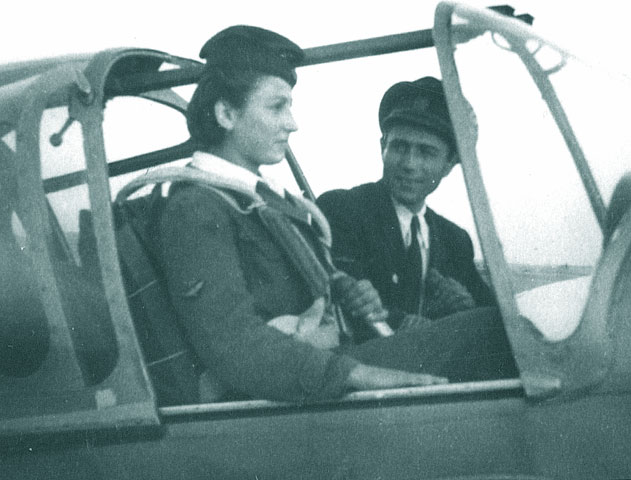 Eleva si instructor in ZLIN 22 - 1956, Calarasi