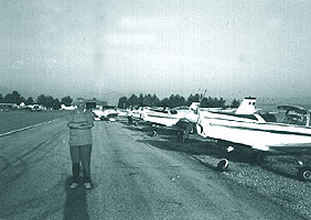 Pe Antalya "seful expeditiei aeriene", Titi Manolache, in fata liniei de avioane