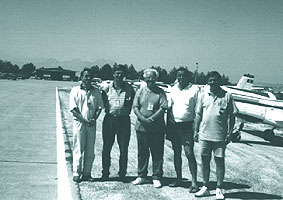 13 septembrie 1997, la sosirea pe Aerodromul Antalya. De la stanga la dreapta: Gica Militaru, Traian Gheorghiu, Constantin Manolache, Stelian Filip, Alexandru Popovici