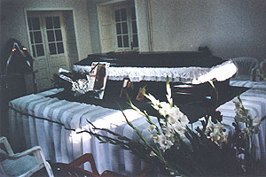 Spre ultim "ramas bun" in holul Academiei de Aviatie (Strejnic) - 24 iulie 2003