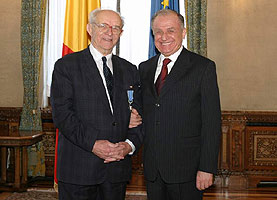 Constantin Manolache si Ion Iliescu
