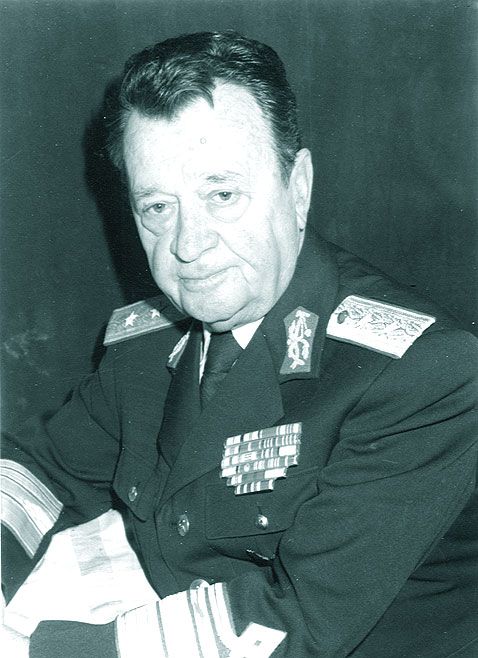 Gl. av. (r) AUREL NICULESCU acum